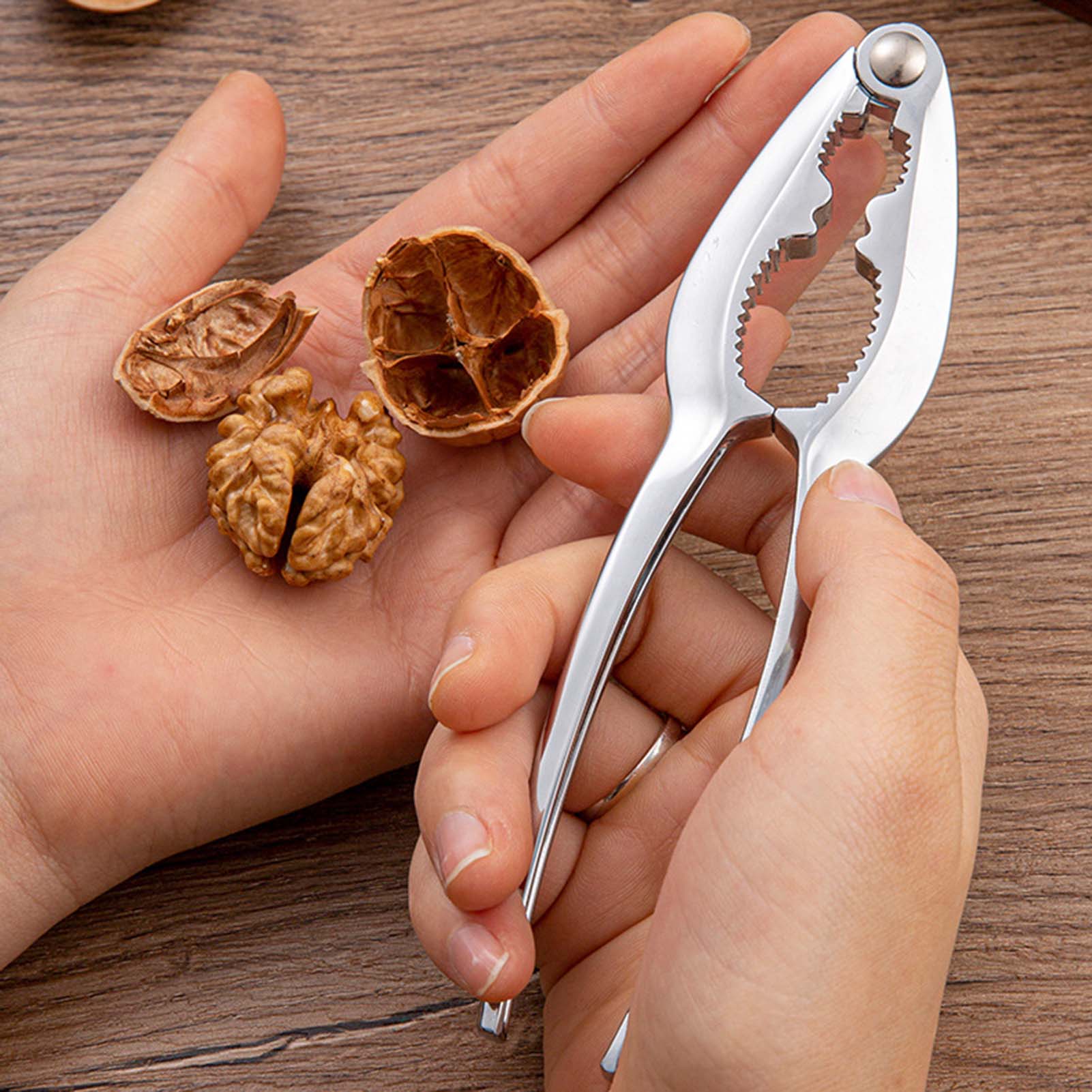 15cm Nutcracker Chestnut Clip  – Kitchen Job Bewertung und Preis
